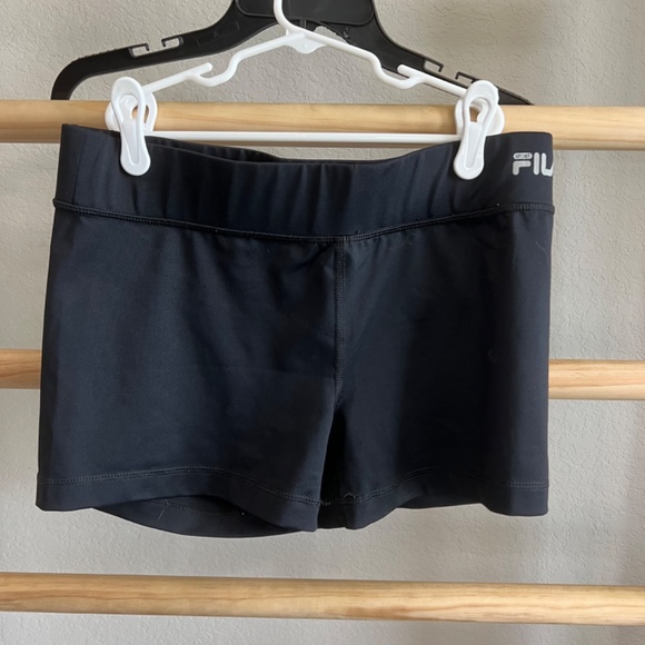 Lot of 11 Fila running shorts! - Picture 11 of 14